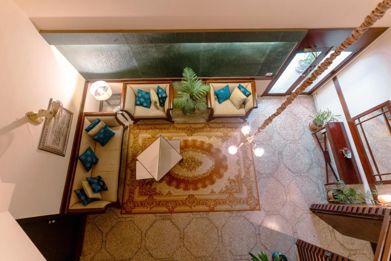 Vip House Hotel Peshawar Esterno foto